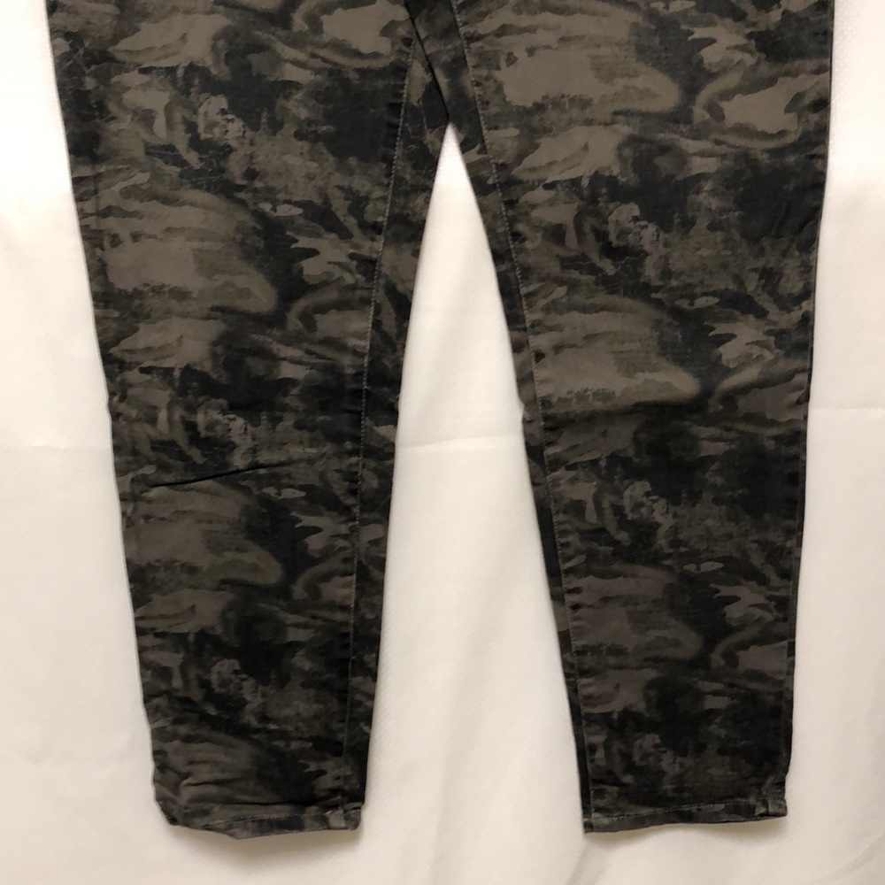 Maurice's Stretch Jeans - Picture 3 of 11